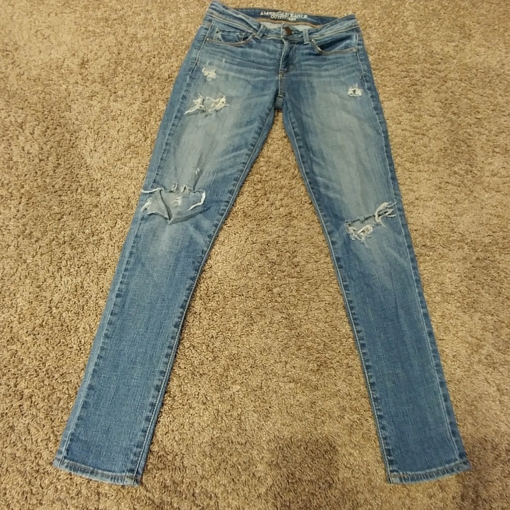 { AEO } Light-Wash Distressed Skinny Jeans